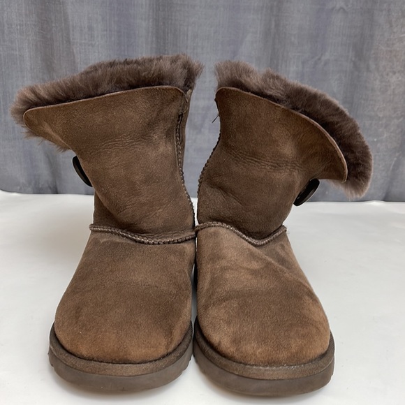 Ugg boots - Picture 2 of 12
